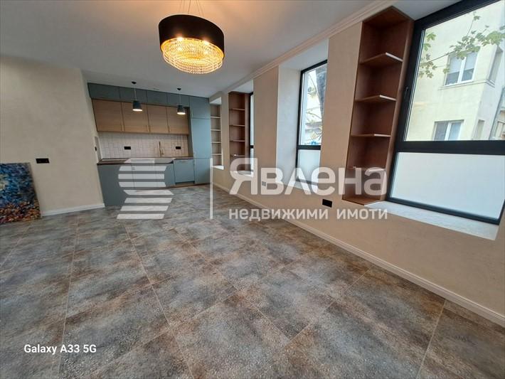 кухня с дневна