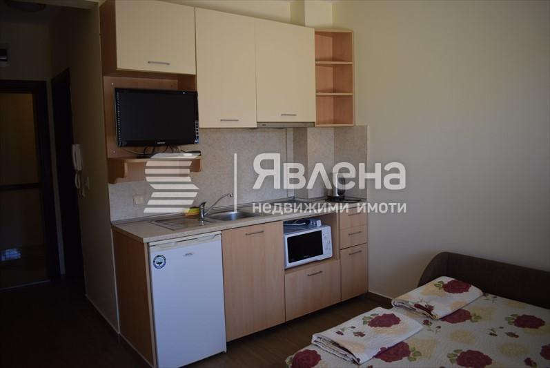 кухненски бокс