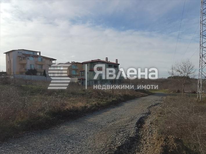 в съседство