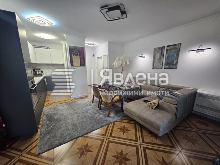 дневна с кухня