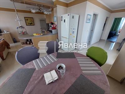 дневна-хол-кухня бокс