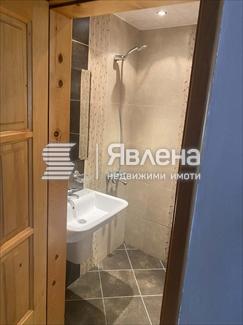 Баня с тоалетна