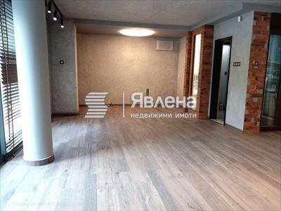 Търговска зала 3