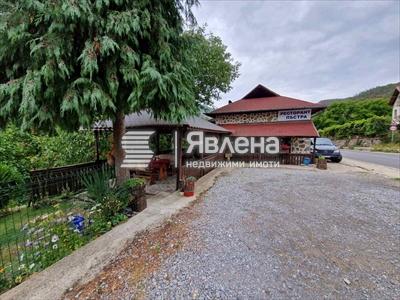 Фасада Изток