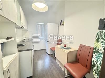 кухненски бокс