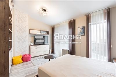 спалня с тераса